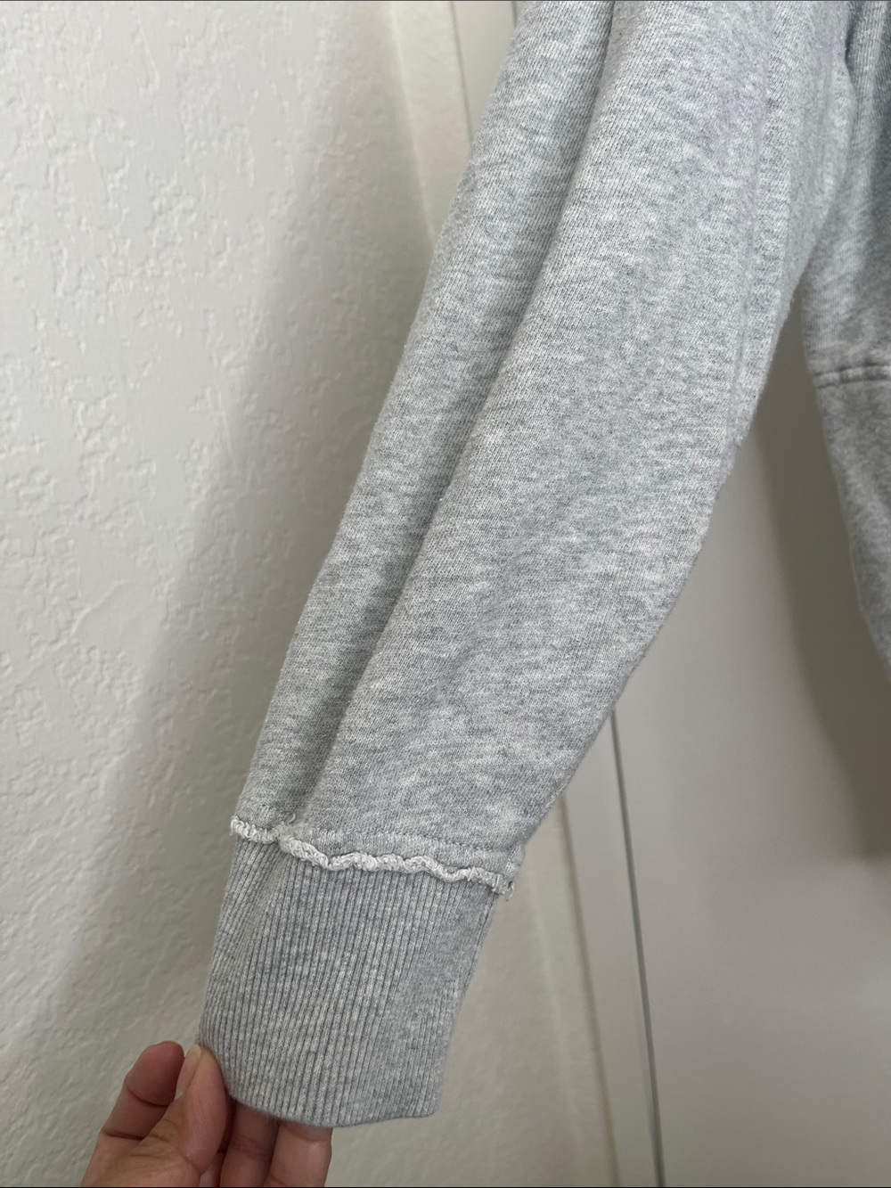 Aerie Mens Gray Hooded Henley Sweatshirt Pullover Medium Pockets * See Photos - Picture 4 of 16